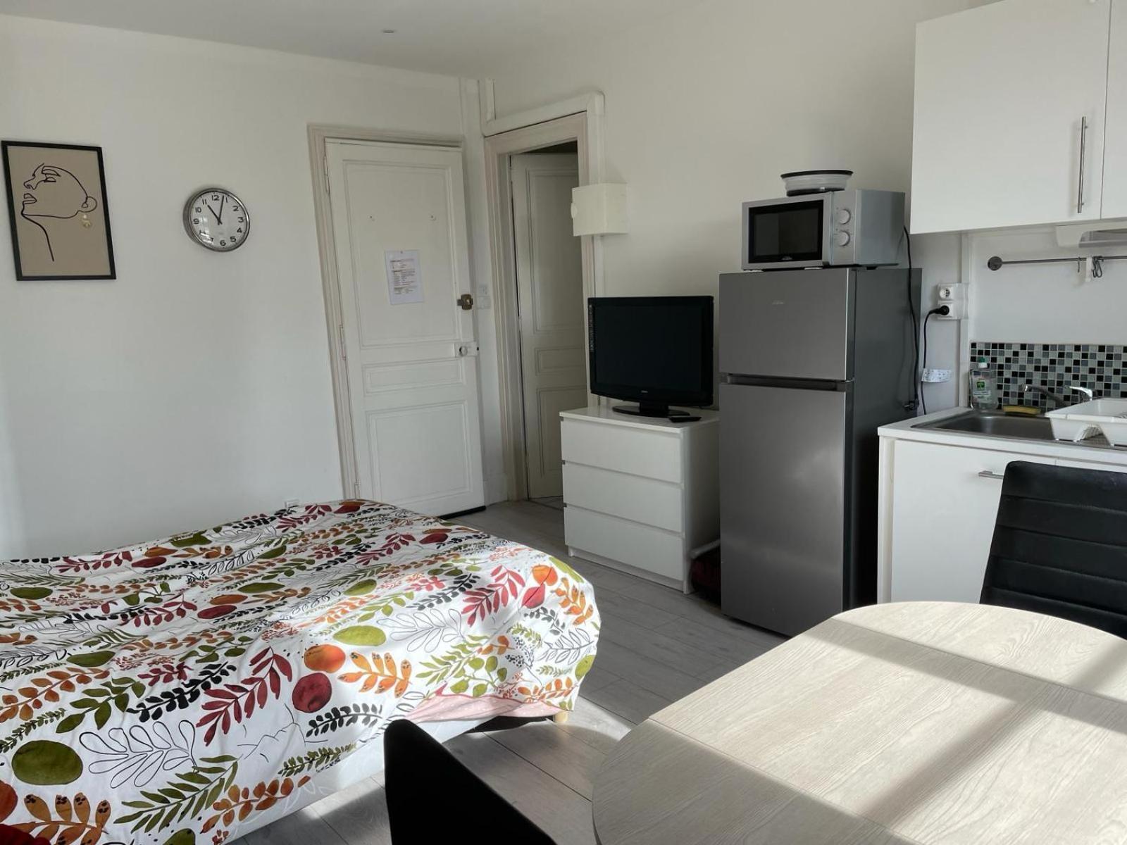 비텔 Studio Meuble Et Lumineux 20M2 아파트 외부 사진